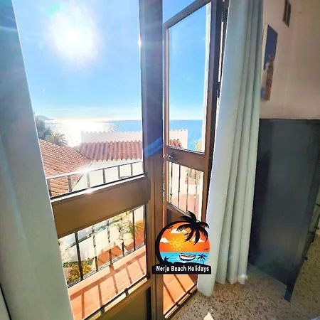 Apartment 2 Bed With Sea View Near Burriana Nerja